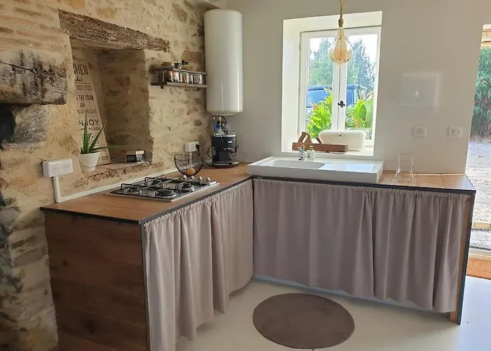 Hébergement de vacances Cosy 2 à 4 Personnes Campagne Proche